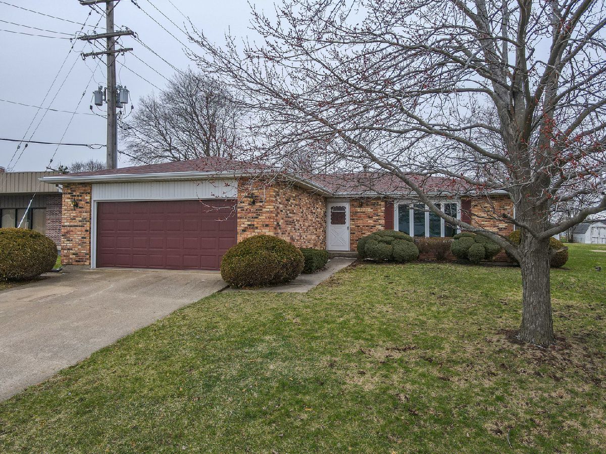  For Sale Manteno Illinois, 155 Baker Street