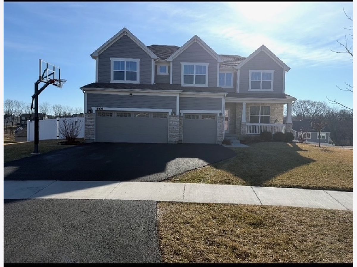  For Sale Crystal Lake Illinois, 1169 Overhill Court