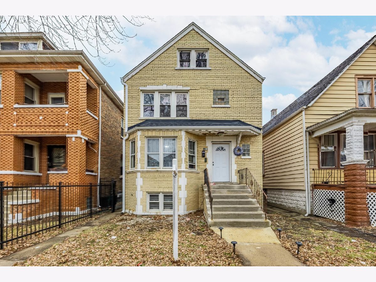  For Sale Chicago Illinois, 7022 Rockwell Street