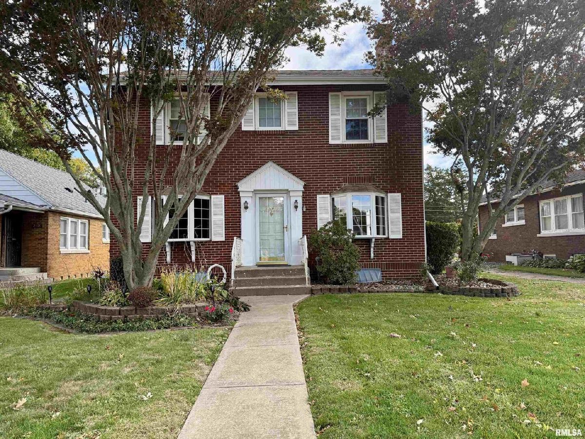 For Sale East Moline Illinois, 2340 7th Street