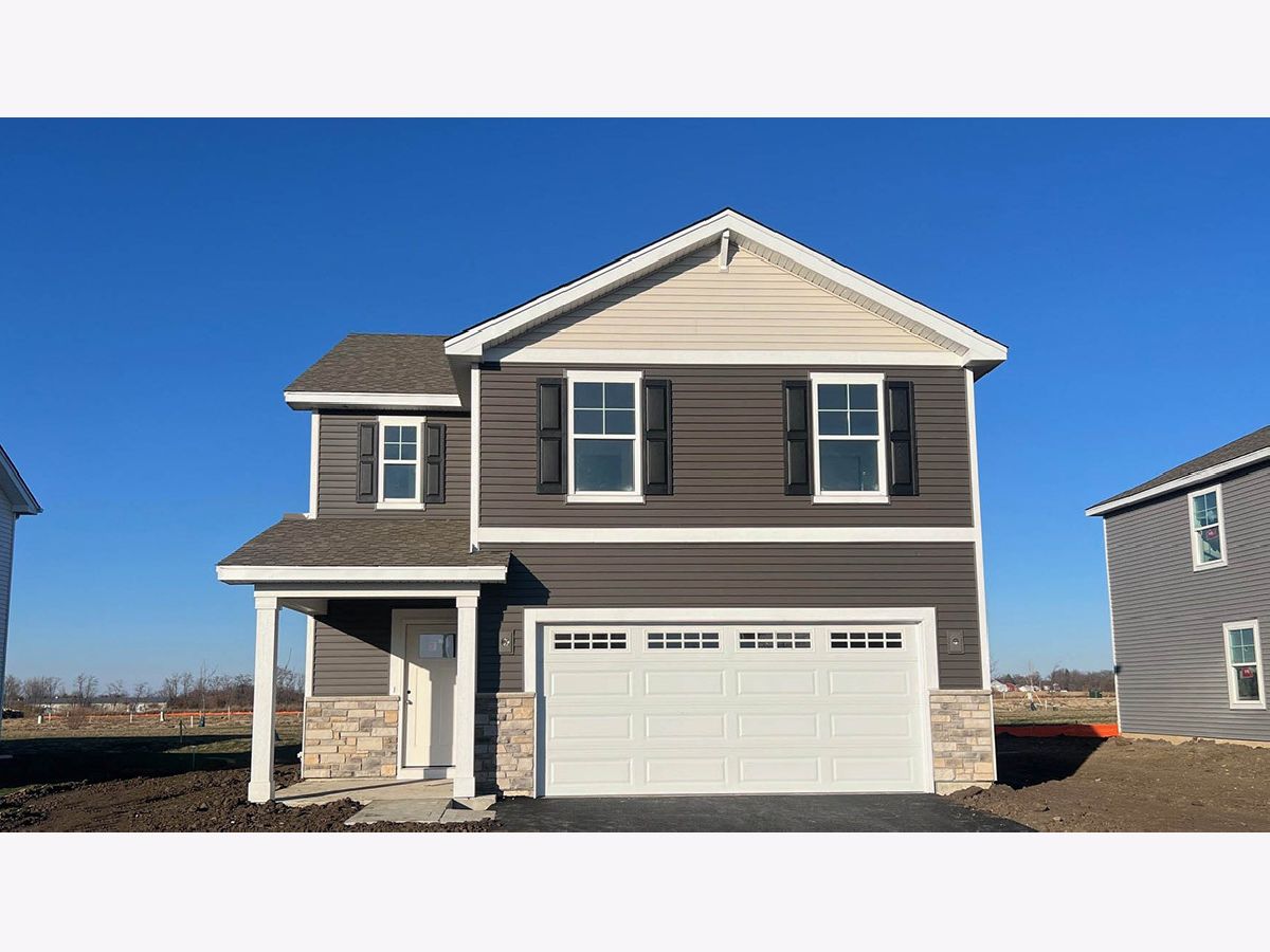 Homes & Condos & Townhomes For Sale Sonoma Trails Oswego Illinois, 2482 Semillon Street