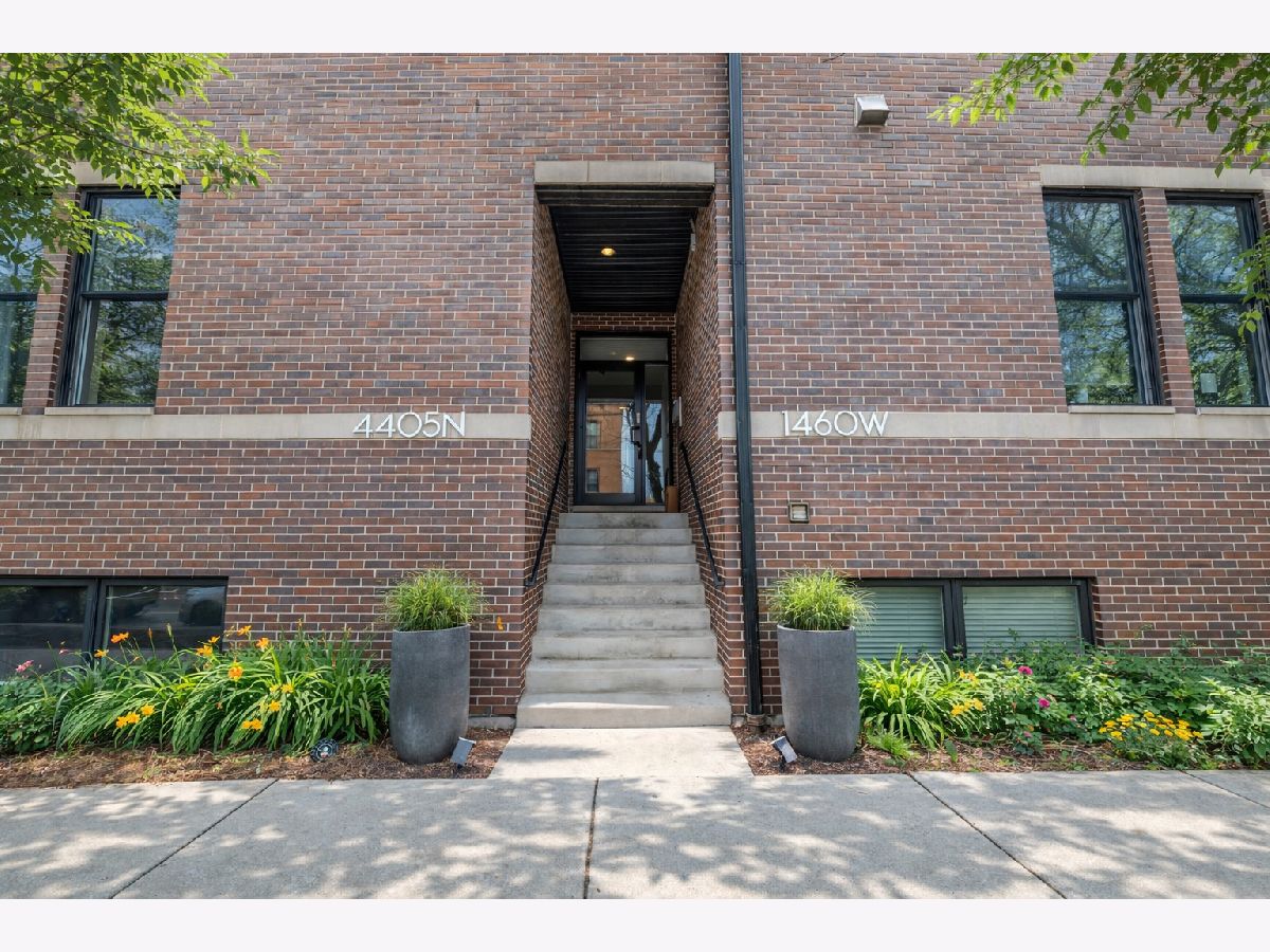  For Sale Chicago Illinois, 4405 Greenview Avenue