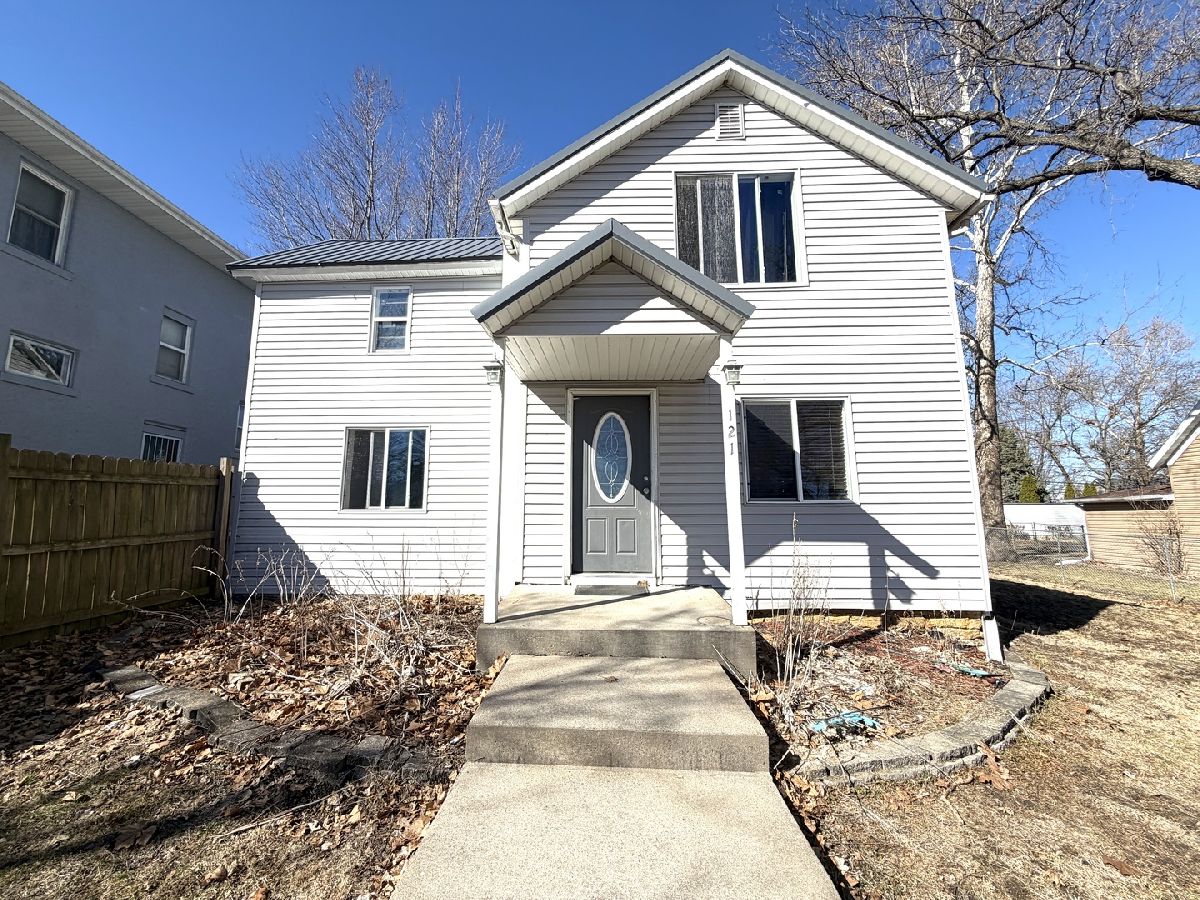  For Sale Preston Iowa, 121 S Merrill Street