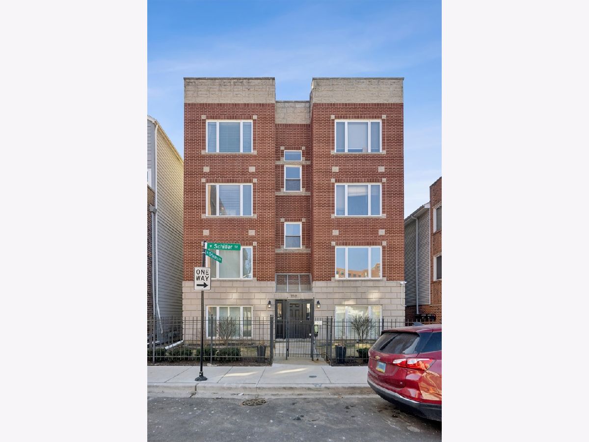  For Rent Chicago Illinois, 323 Schiller