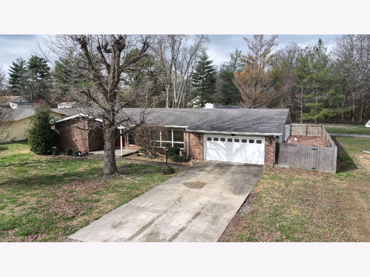  For Sale West Frankfort Illinois, 207 Illinois Avenue