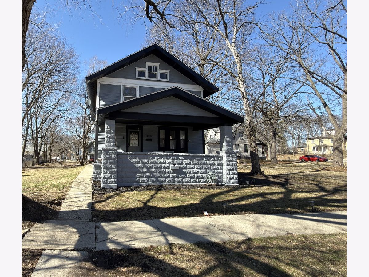 For Sale Rockford Illinois, 1036 Winnebago Street