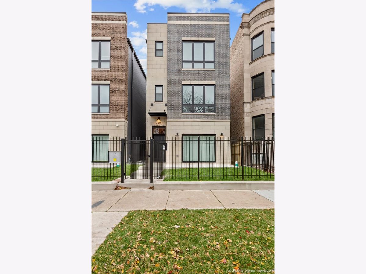  For Sale Chicago Illinois, 4932 Champlain Avenue