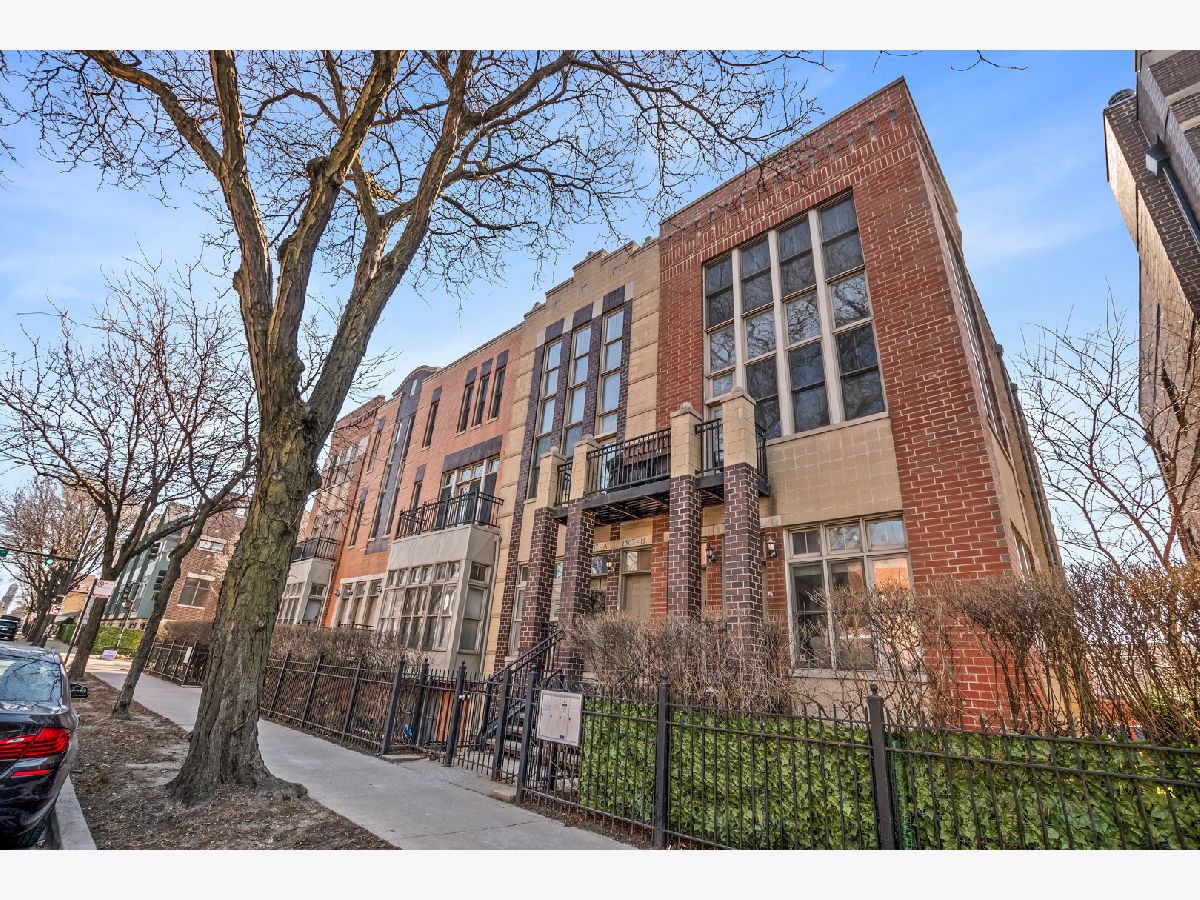  For Sale Chicago Illinois, 1507 Diversey Parkway