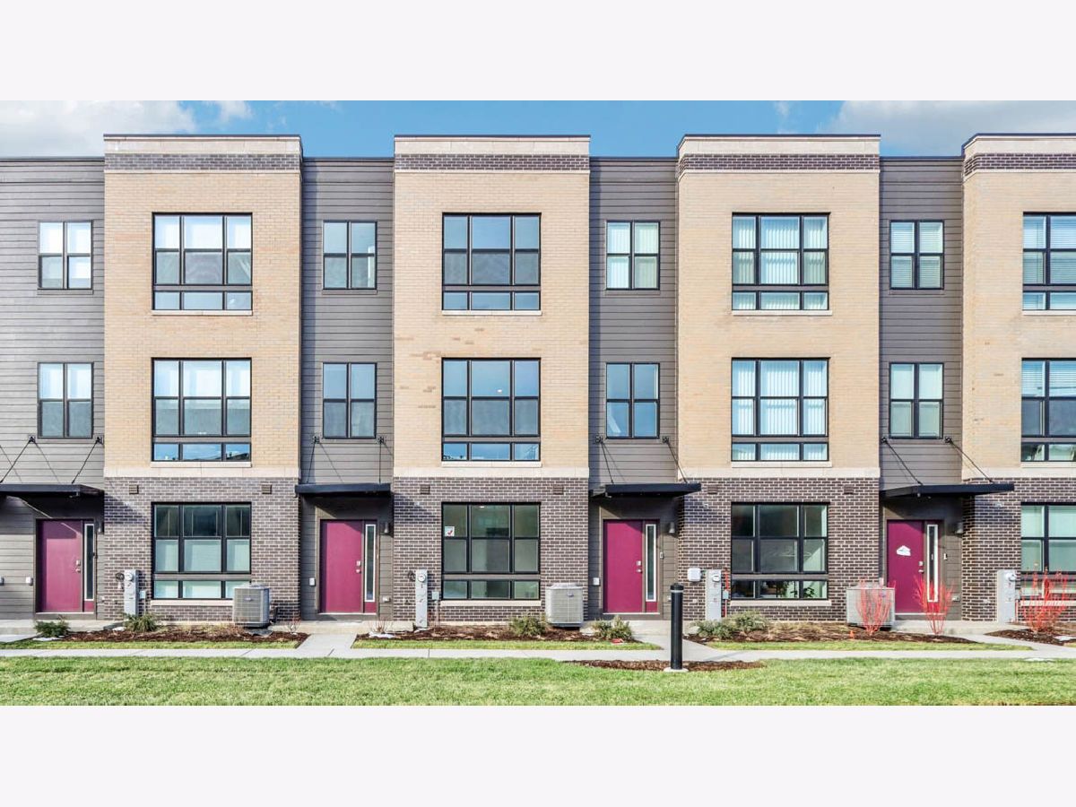  For Sale Lombard Illinois, 385 Summit Circle