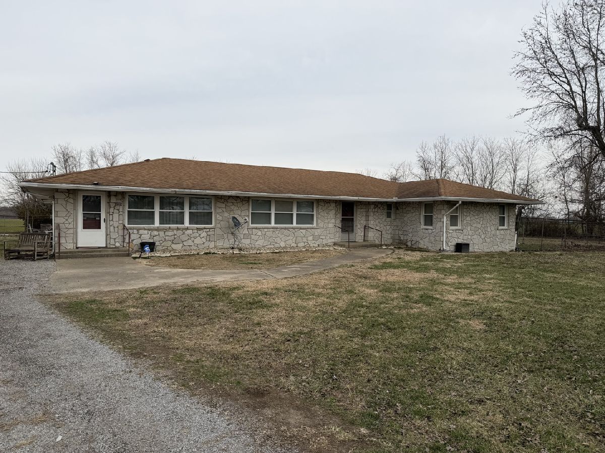  For Sale Murphysboro Illinois, 205 Kimmel Bridge Road