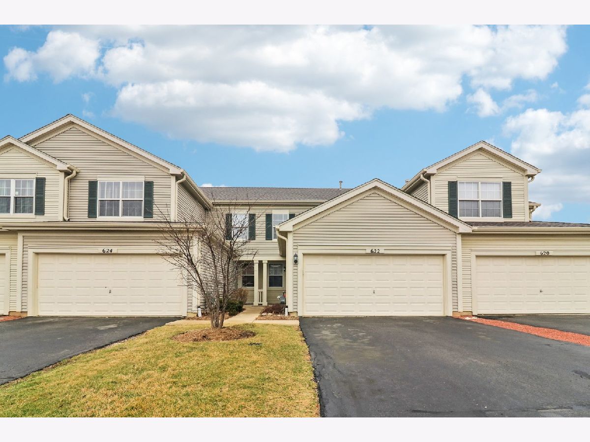  For Sale Round Lake Illinois, 622 Kristina Lane