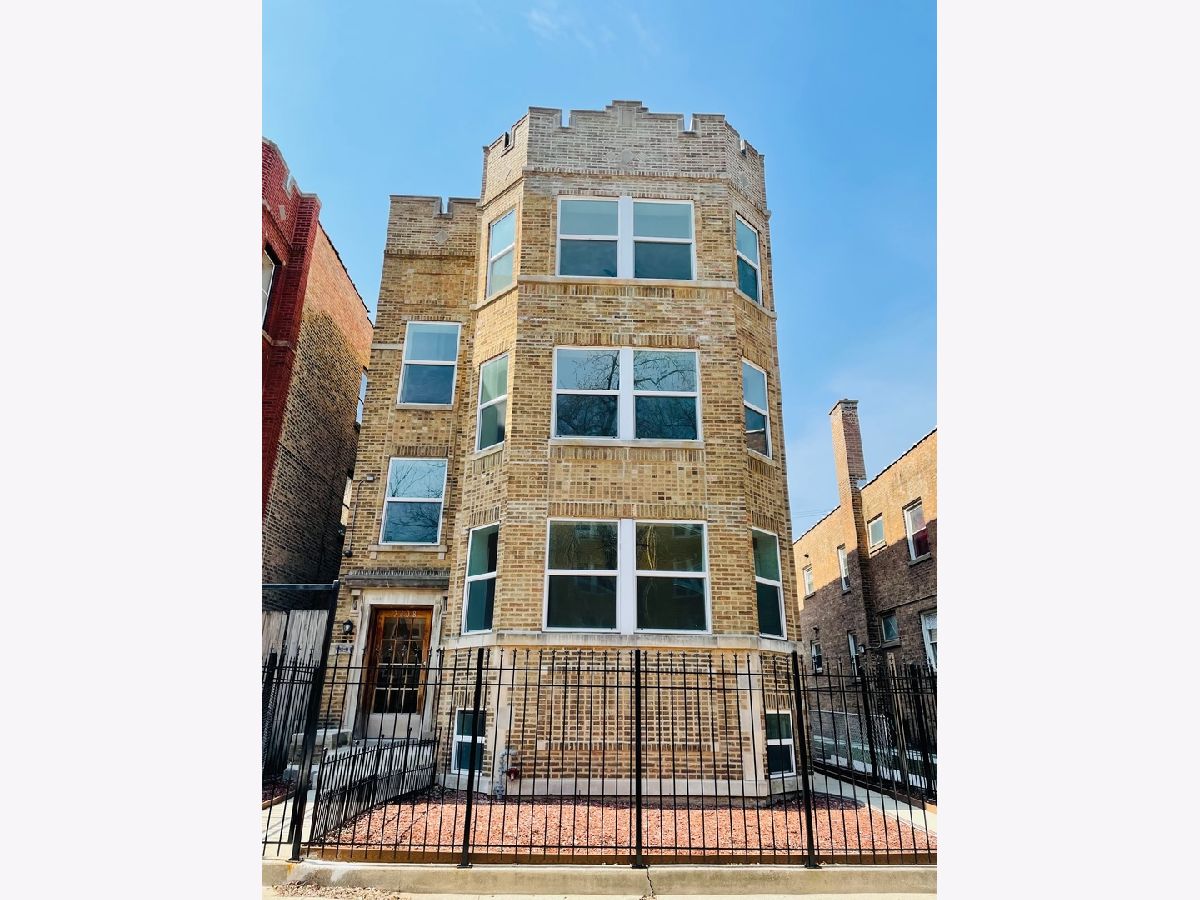  Rented Chicago Illinois, 7408 Hoyne