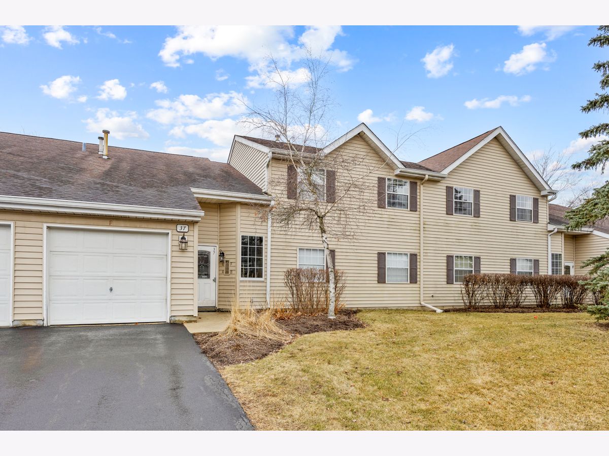  Rented Streamwood Illinois