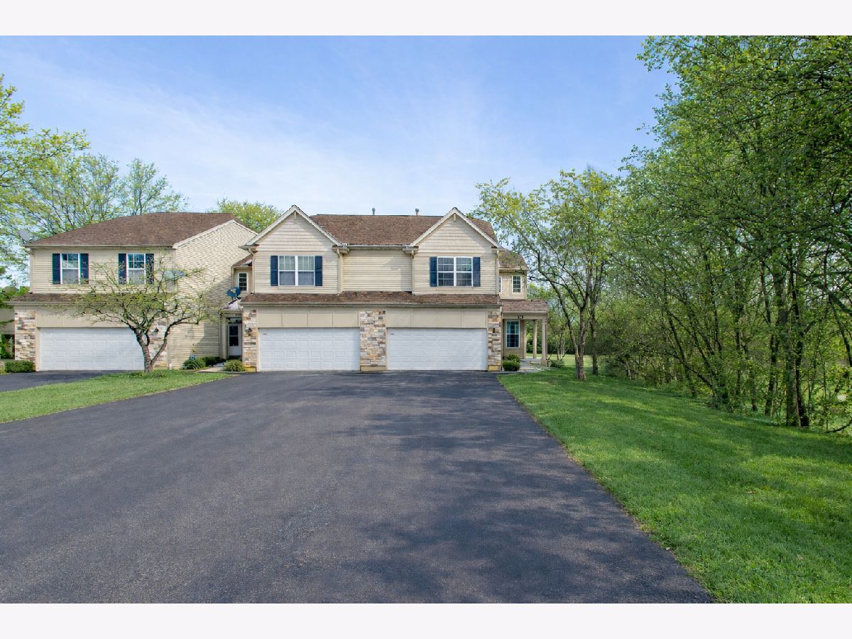  For Sale Grayslake Illinois, 860 Amelia Court