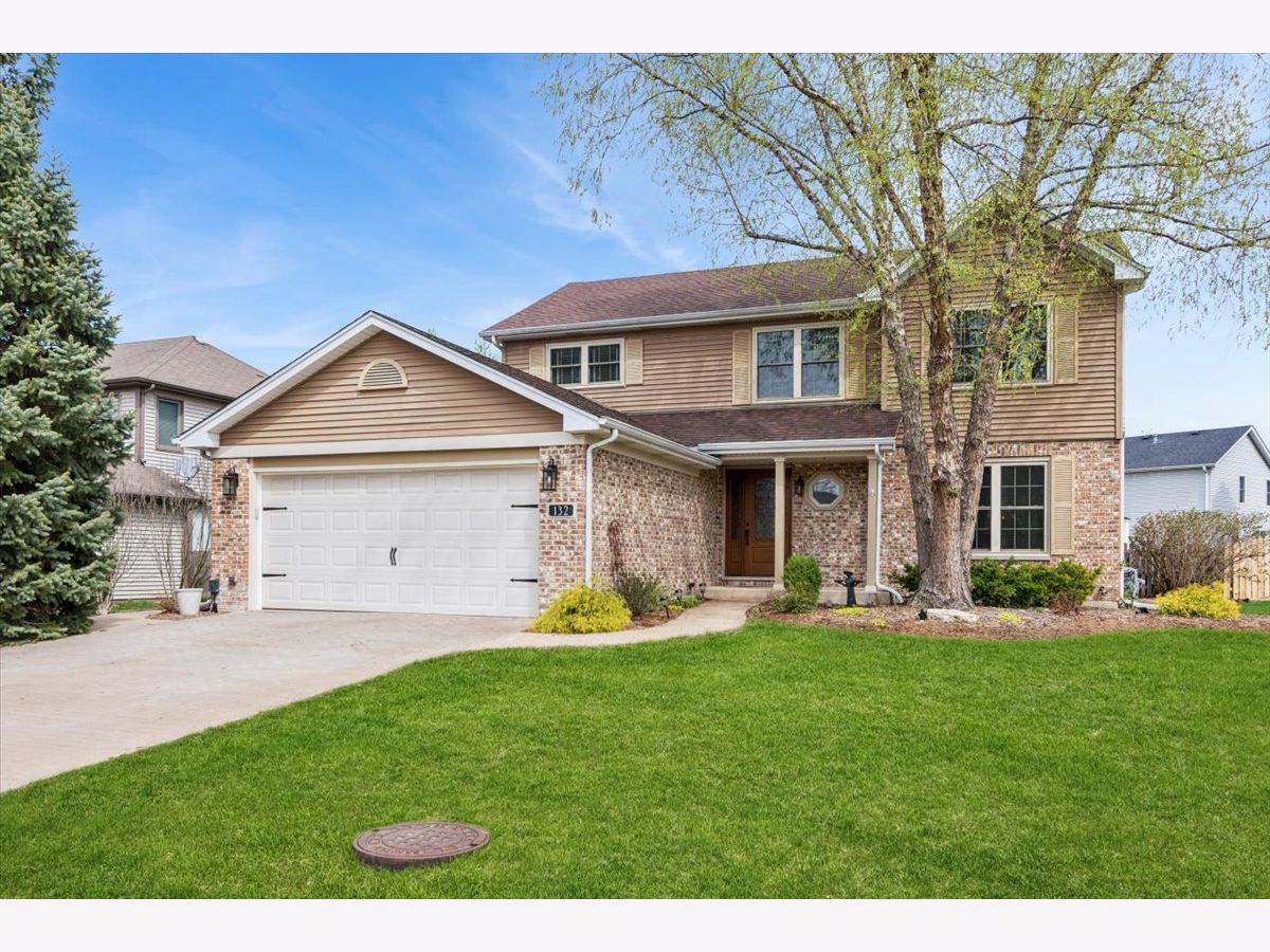 Homes For Sale Hickory Oaks Bolingbrook Illinois, 132 Ashcroft Drive