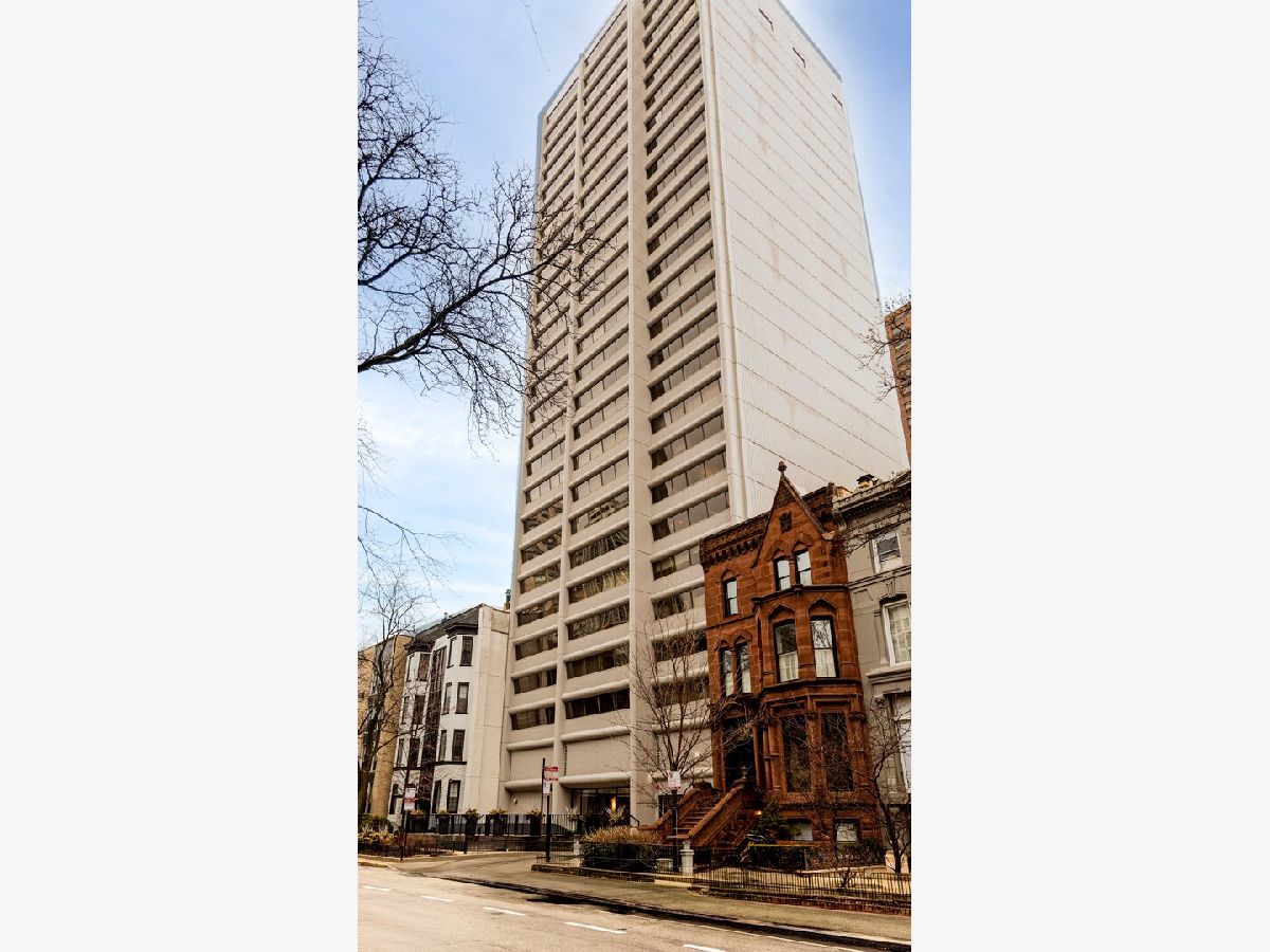  For Sale Chicago Illinois, 1415 Dearborn Street