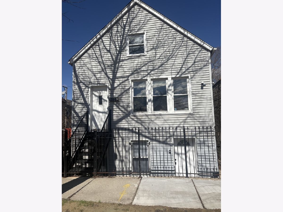  For Rent Chicago Illinois, 2622 Luther