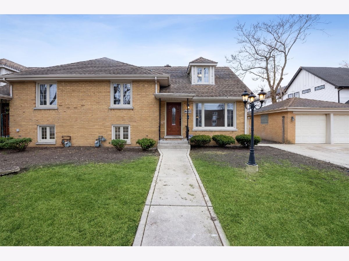  For Rent Western Springs Illinois, 4413 Clausen