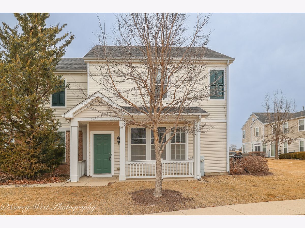  For Sale Yorkville Illinois, 201 Barrett Drive