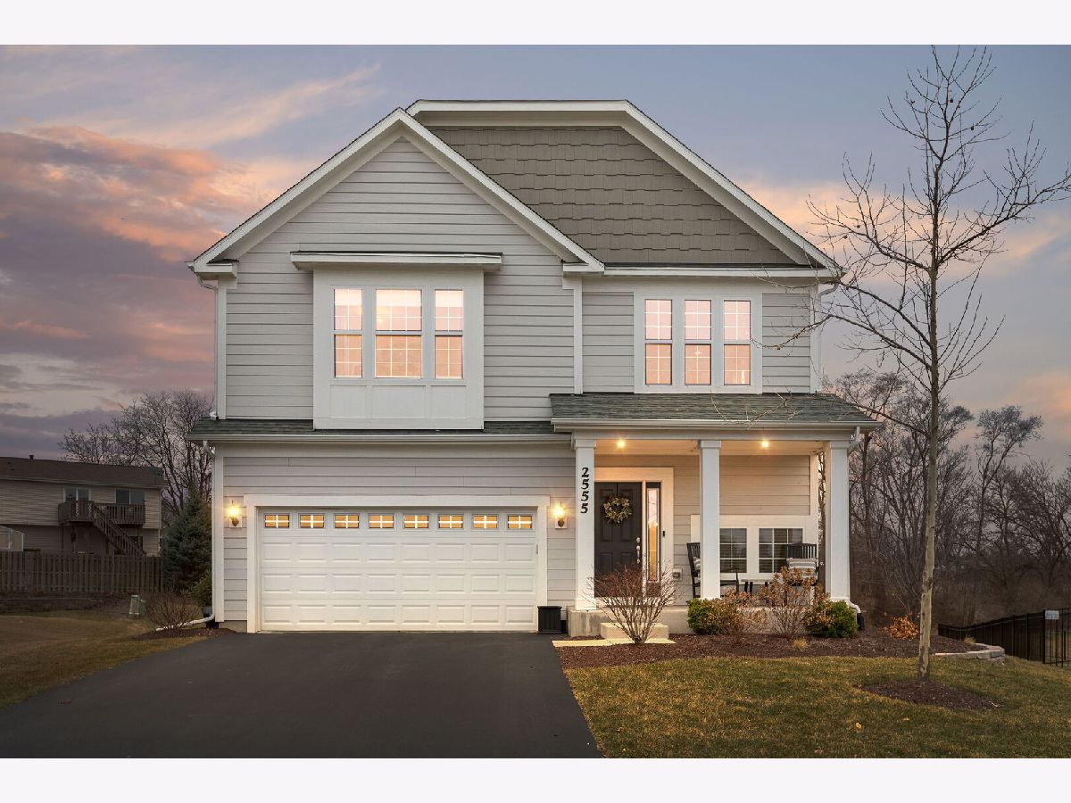 Homes For Sale Hobson Hill Woodridge Illinois, 2555 Leander Court