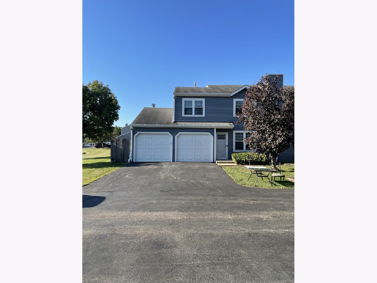  For Sale Round Lake Beach Illinois, 2011 Westview Lane