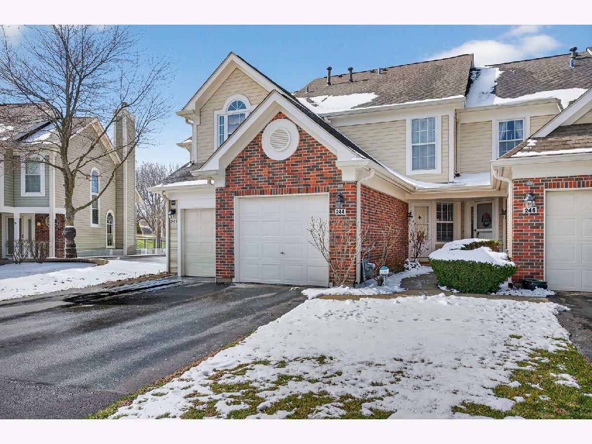 Townhomes & Homes For Sale Haverford Schaumburg Illinois, 244 Steeplechase Court