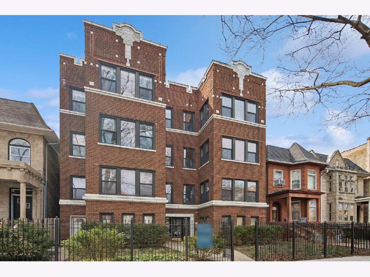  For Sale Chicago Illinois, 1313 Pratt Boulevard