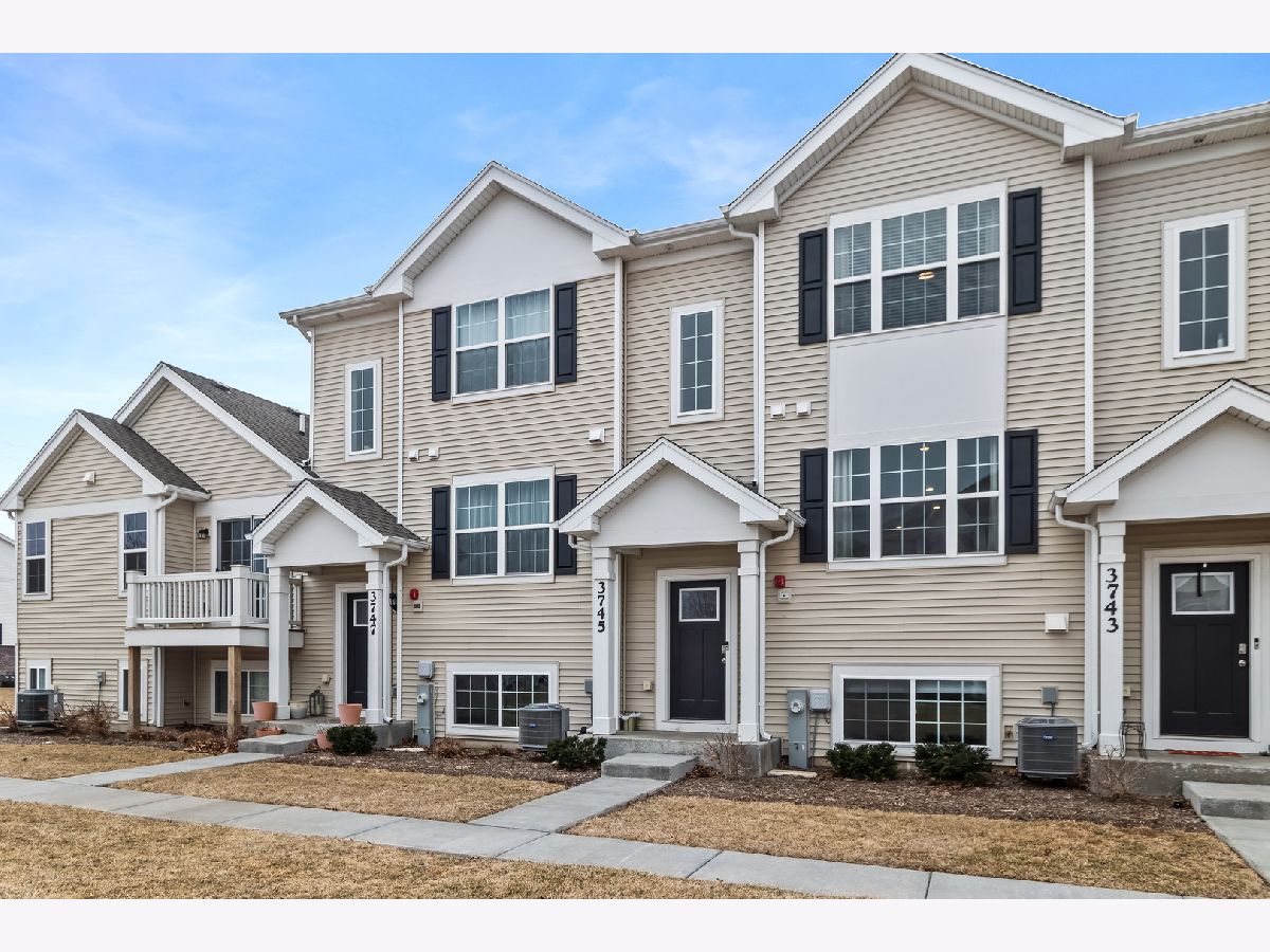  For Sale Yorkville Illinois, 3745 Bailey Road