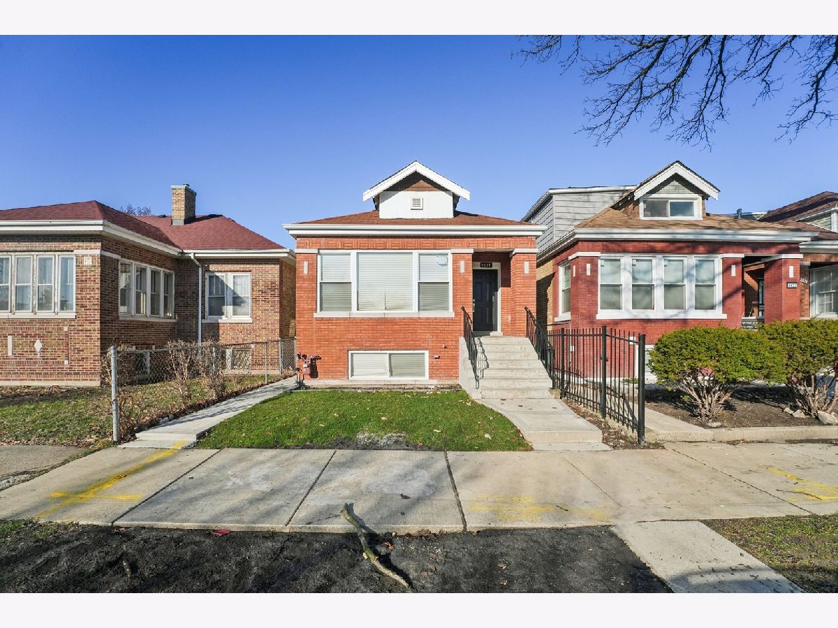  For Sale Chicago Illinois, 8824 Wood Street