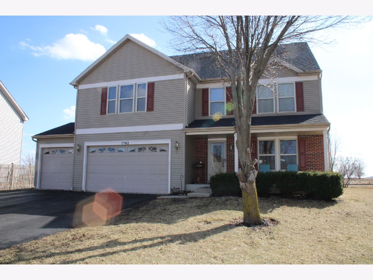 Homes For Sale Kearney Glen Joliet Illinois, 7302 Donovan Drive