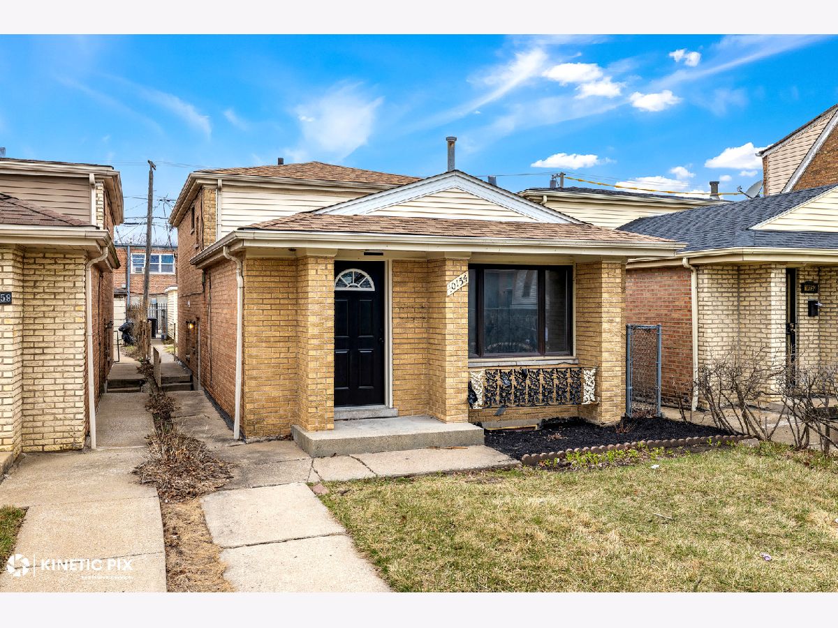  For Sale Chicago Illinois, 10154 Emerald Avenue