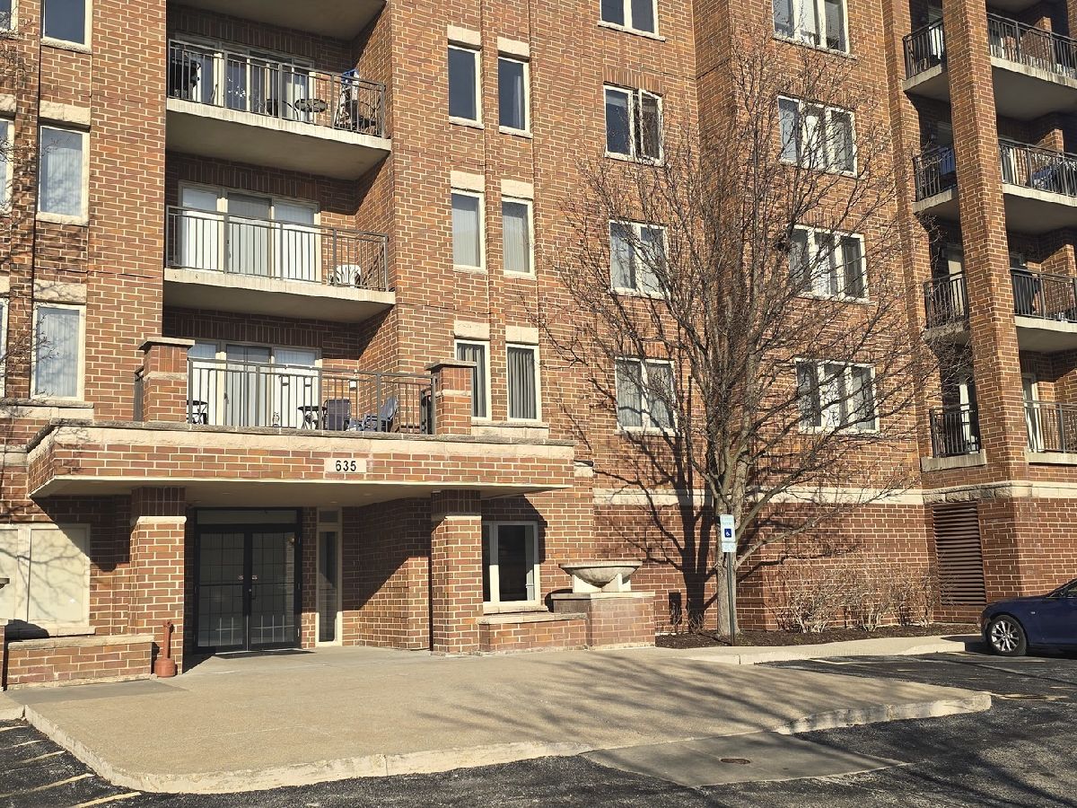  For Rent Elk Grove Village Illinois, 635 Perrie