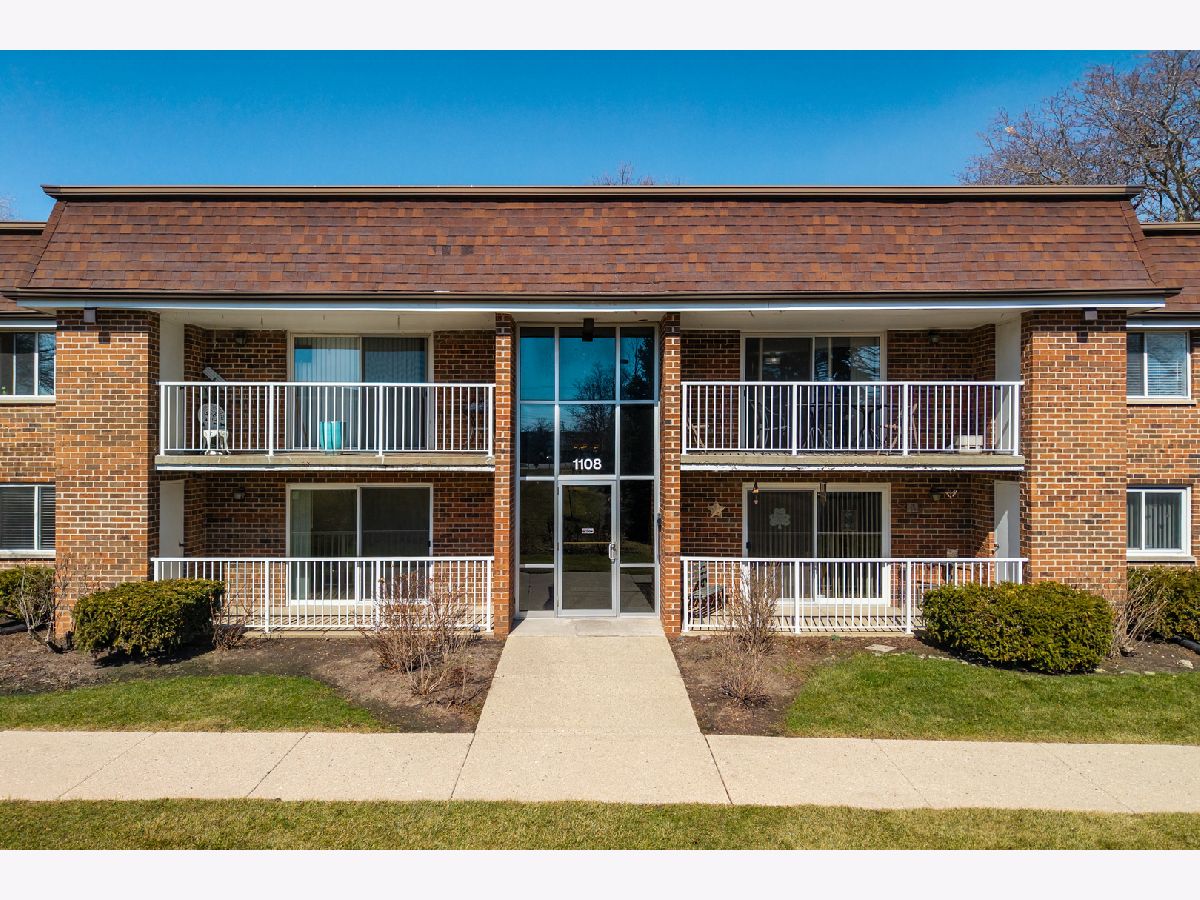 Homes & Condos & Townhomes For Rent Weathersfield Schaumburg Illinois, 1108 Mercury