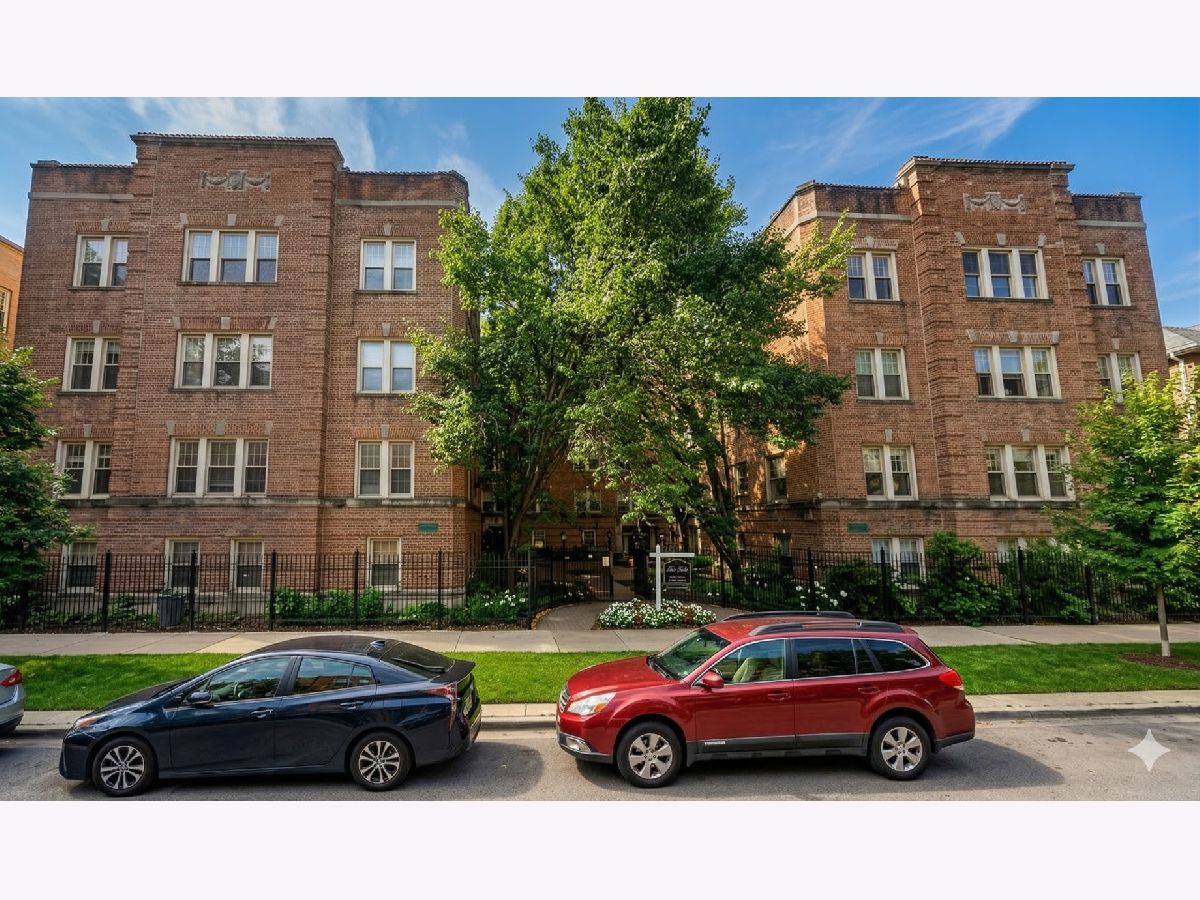  For Sale Chicago Illinois, 843 52nd Street