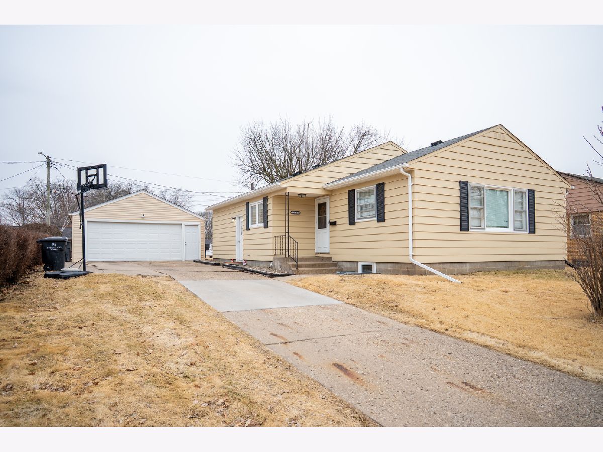  For Sale Rock Island Illinois, 2550 26th Street