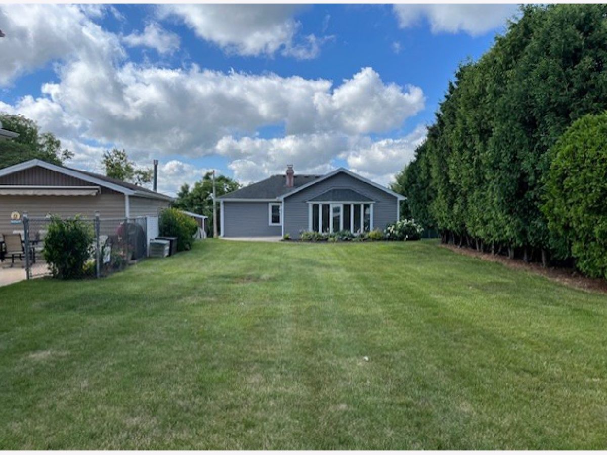  Rented Ingleside Illinois, 26528 Ingleside Shore