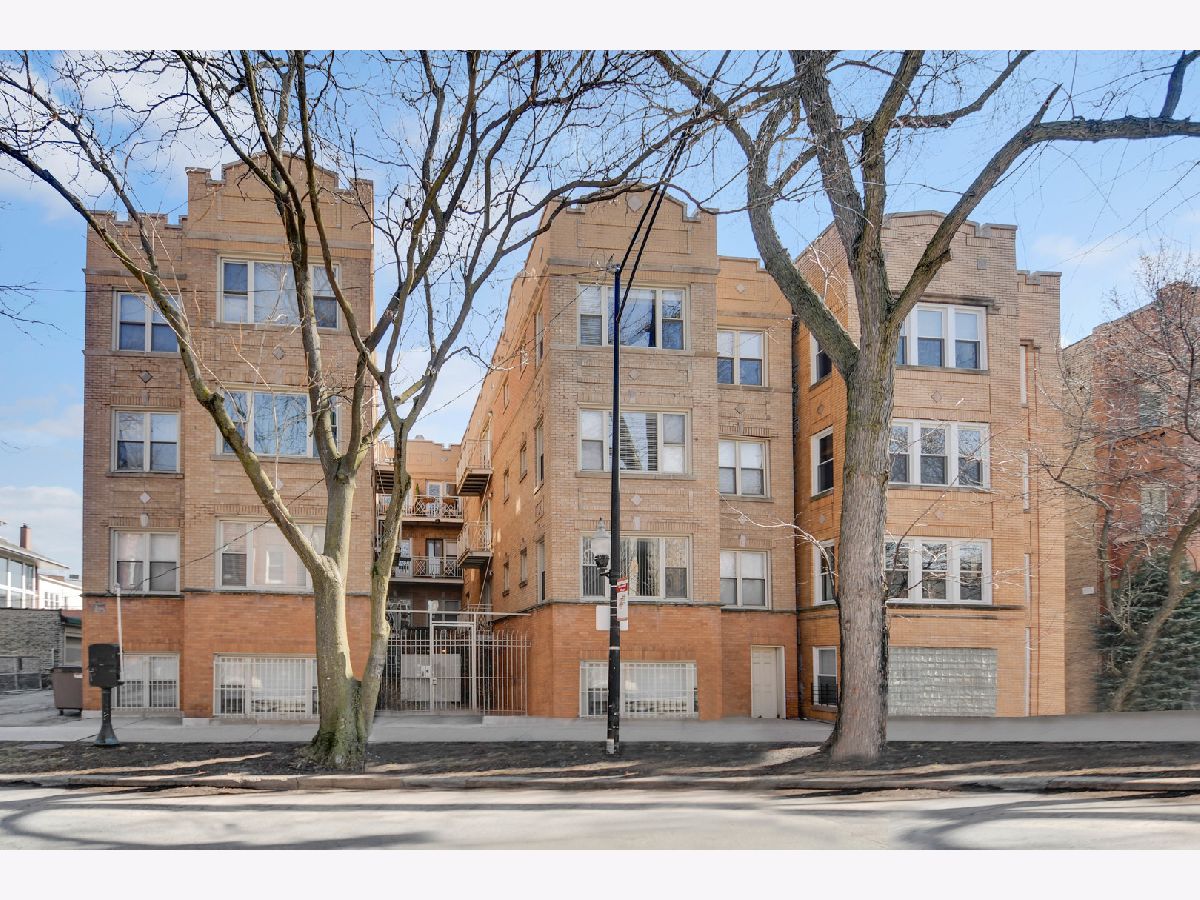  For Sale Chicago Illinois, 1009 Oakley Boulevard