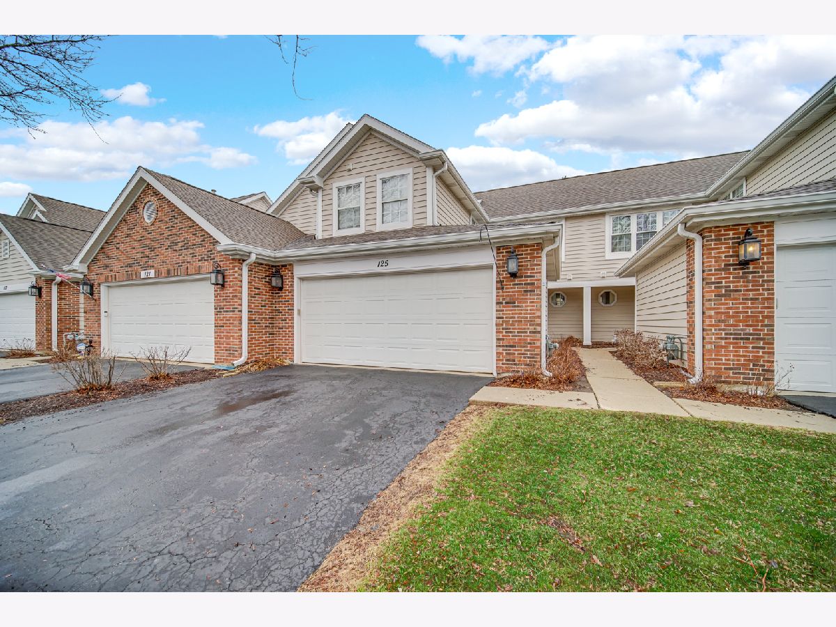  Rented Schaumburg Illinois, 125 Stevens