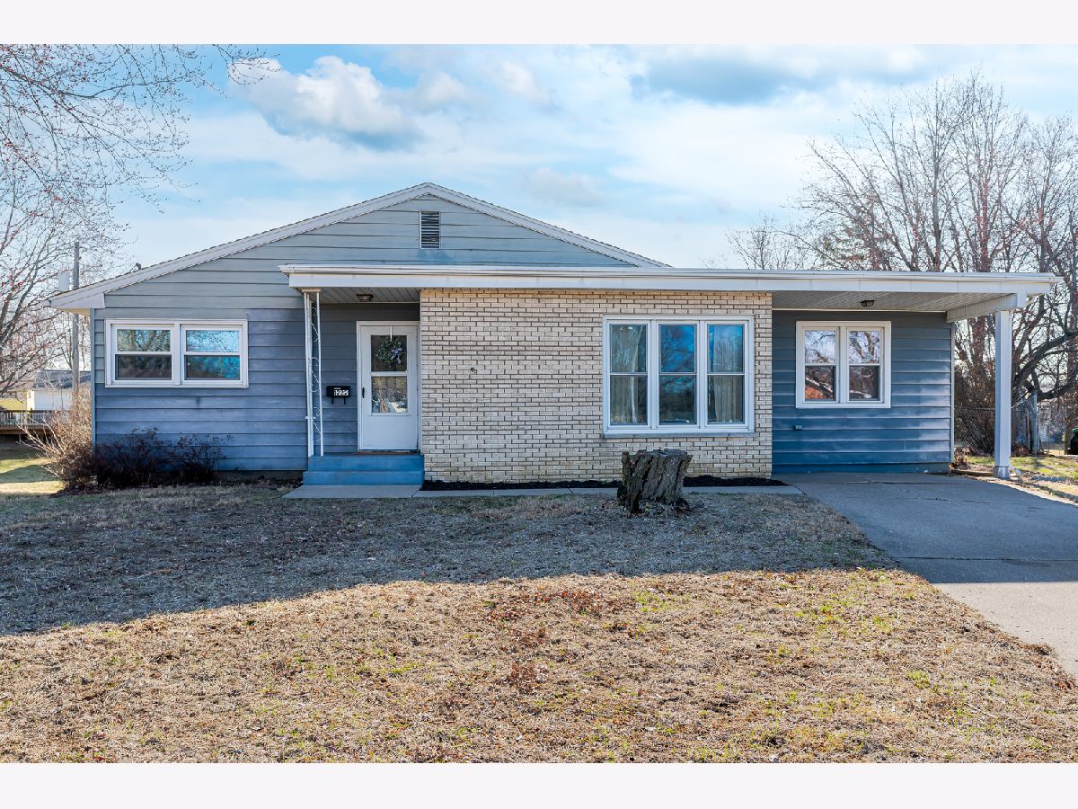  For Sale Silvis Illinois, 1222 7th Avenue Court