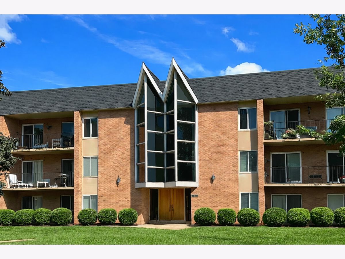  For Sale Naperville Illinois, 1001 Mill Street