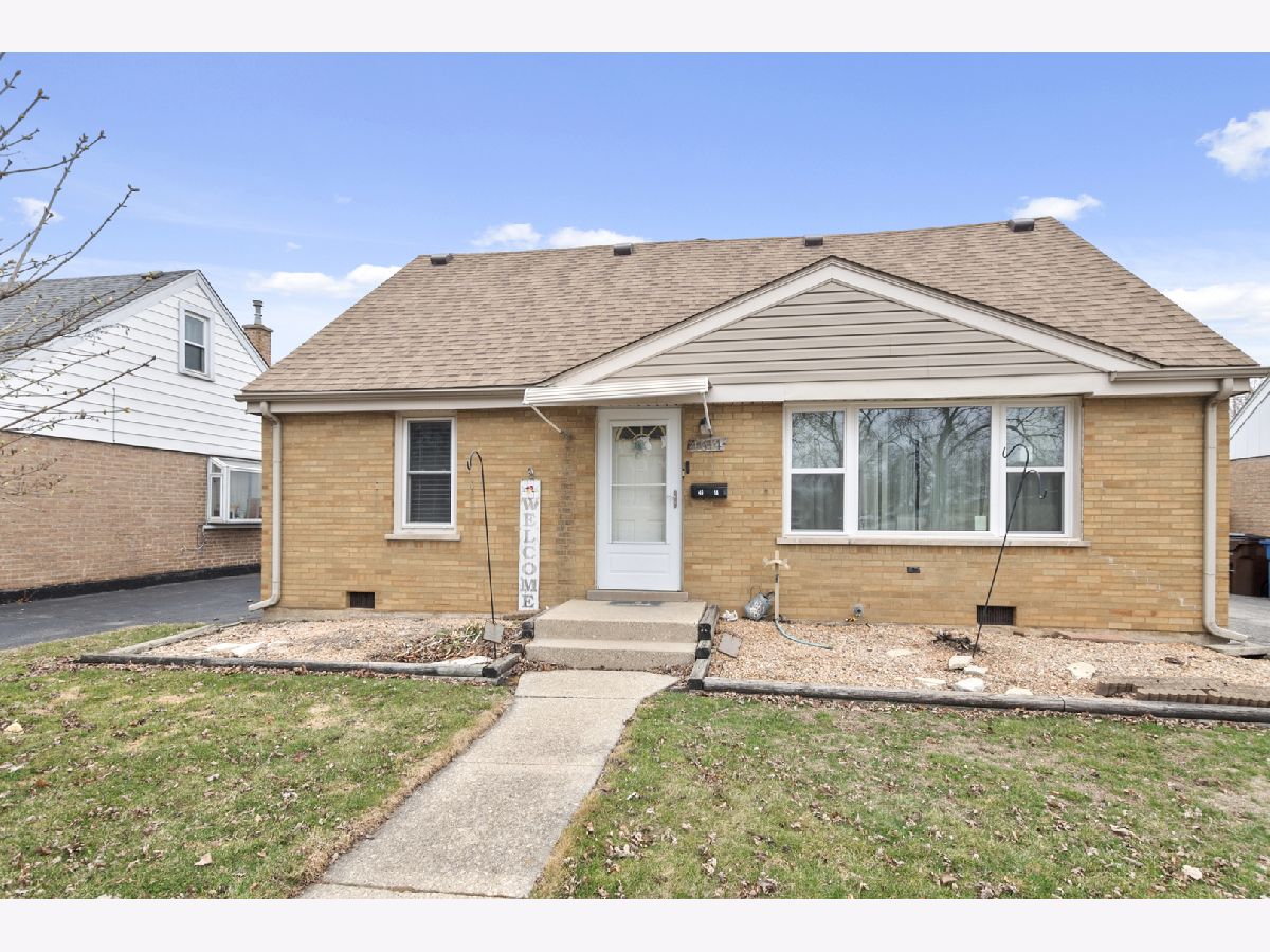  For Sale Alsip Illinois, 4614 115th Place