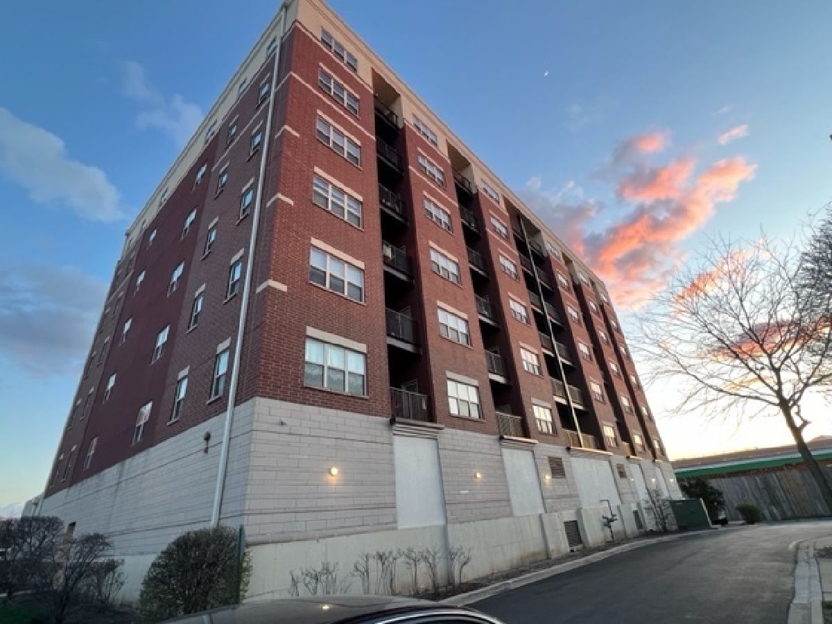  Rented Melrose Park Illinois, 1650 Riverwoods