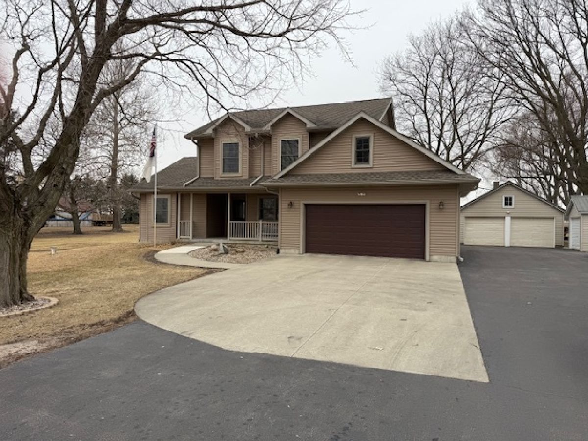  For Sale Newark Illinois, 12027 Lisbon Road