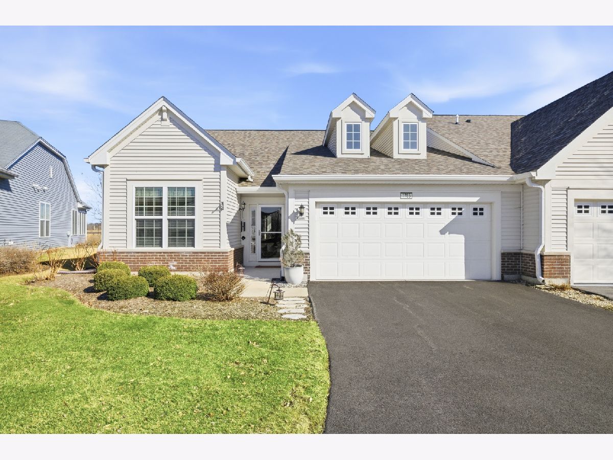 Townhomes & Homes For Sale Carillon At Cambridge Lakes Pingree Grove Illinois, 1765 Kelley Lane