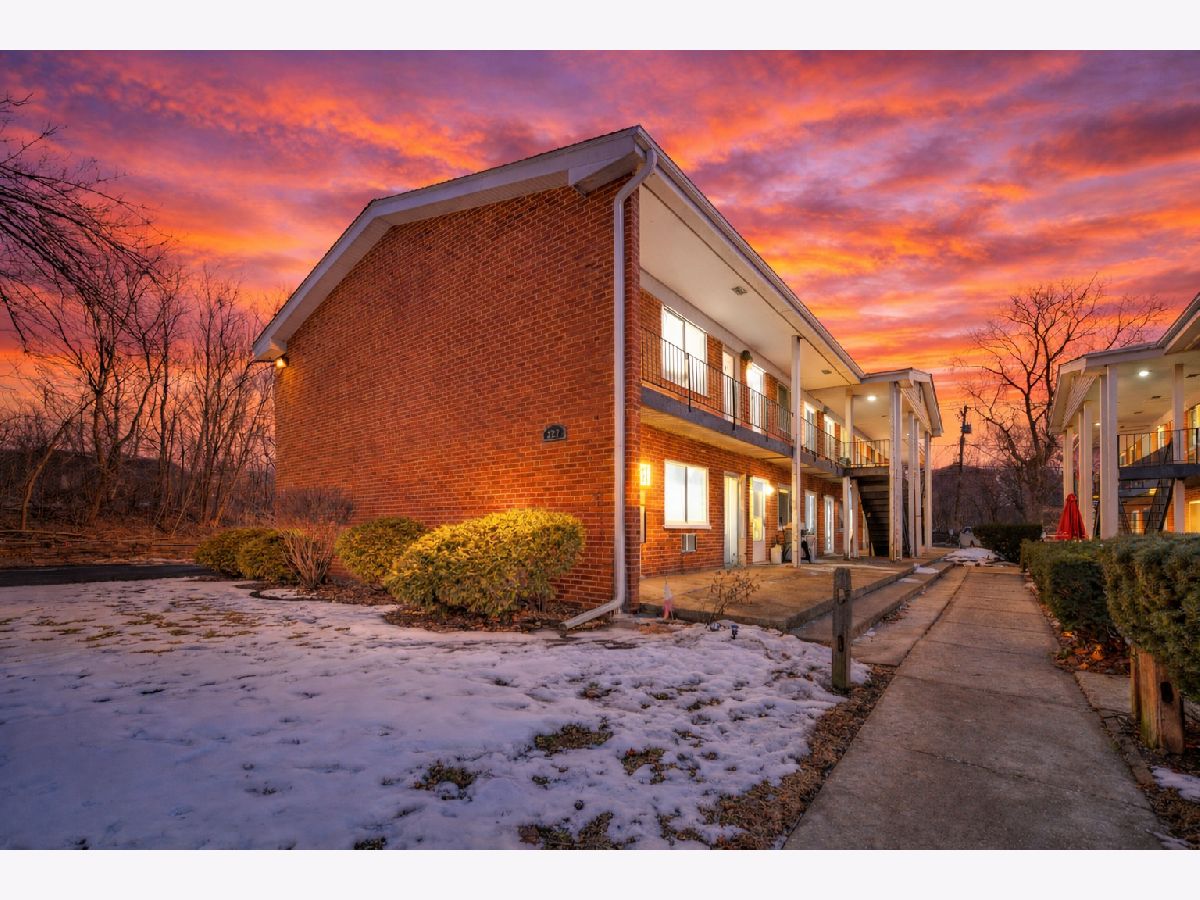  For Sale Villa Park Illinois, 327 Princeton Avenue