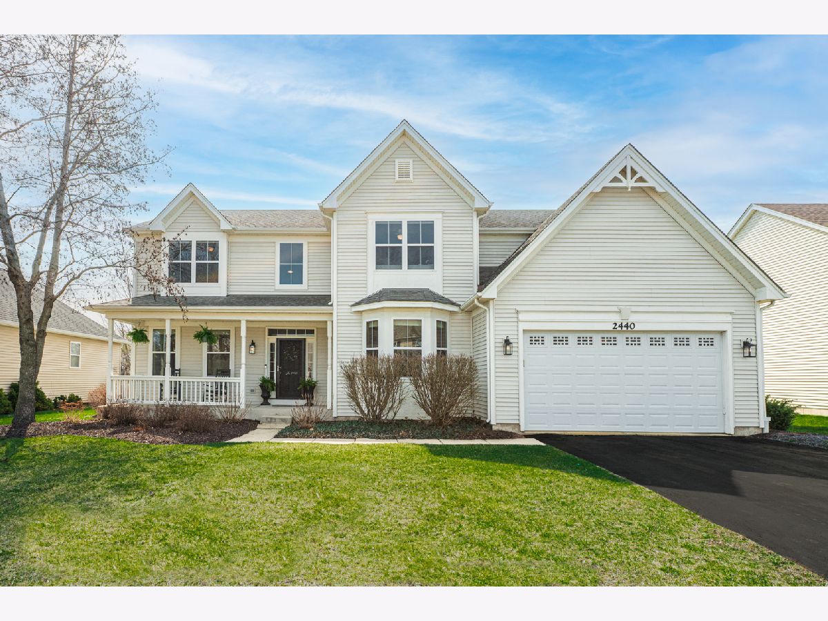 For Sale Wauconda Illinois, 2440 Trailside Lane