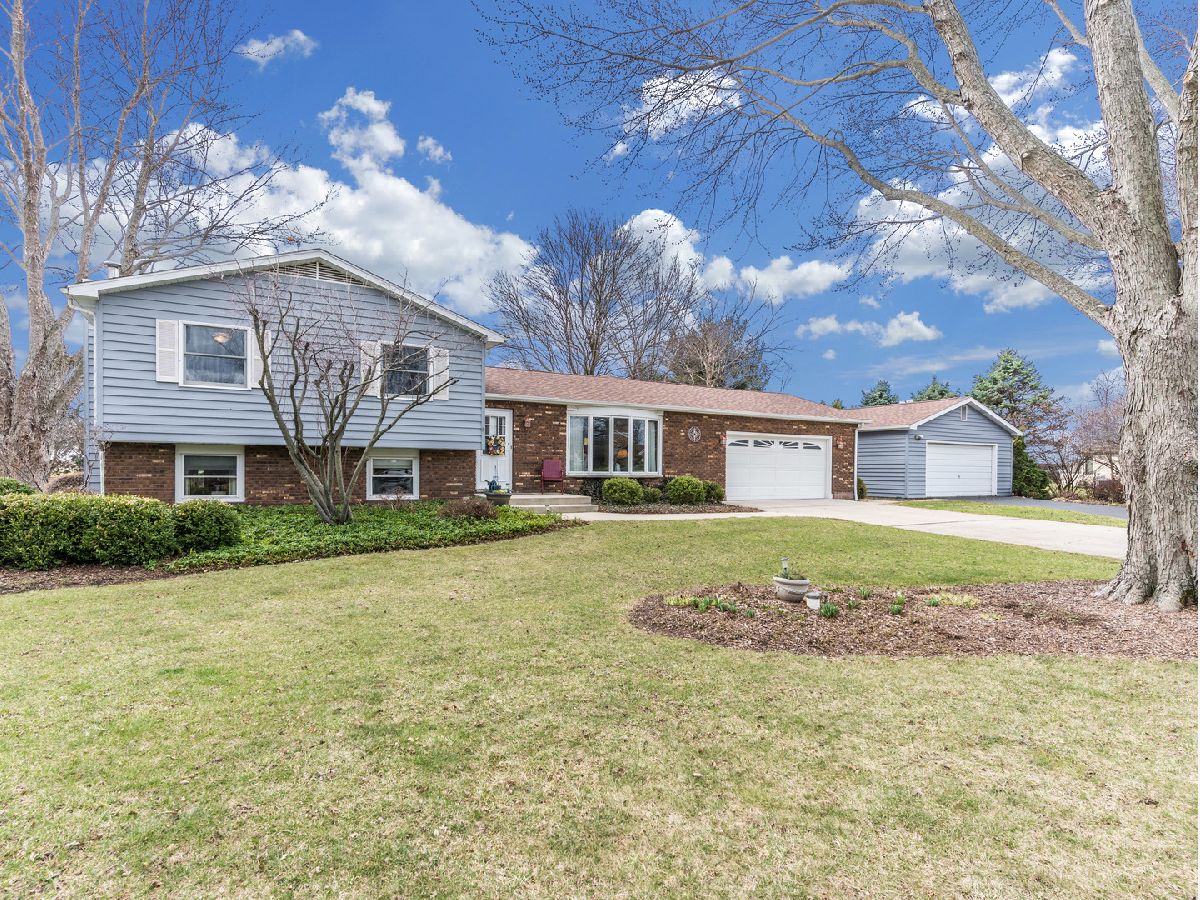  For Sale Elwood Illinois, 17663 Bicentennial Drive