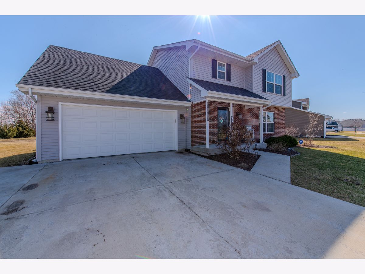  For Sale Diamond Illinois, 2615 Girot Lane