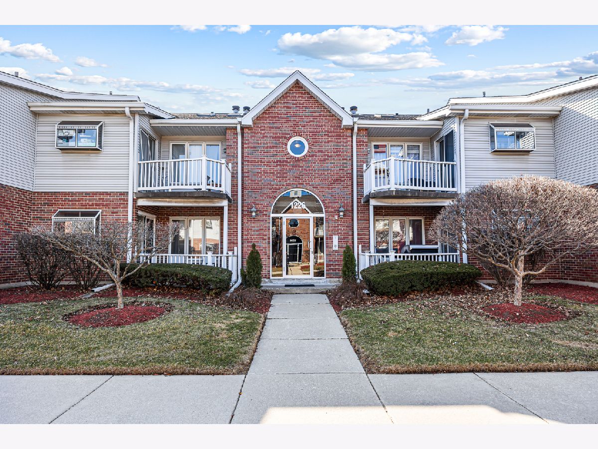  For Sale Naperville Illinois, 1226 Chalet Road