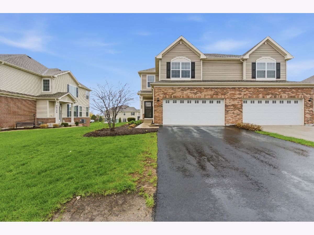  For Sale Manhattan Illinois, 24752 Dart Road